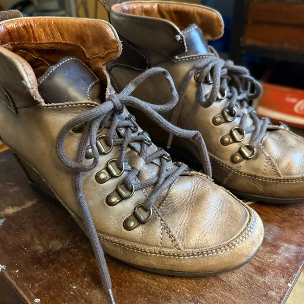 Pikolino mossy green w/Brown accent leather Wedge Ankle Boots 39/9